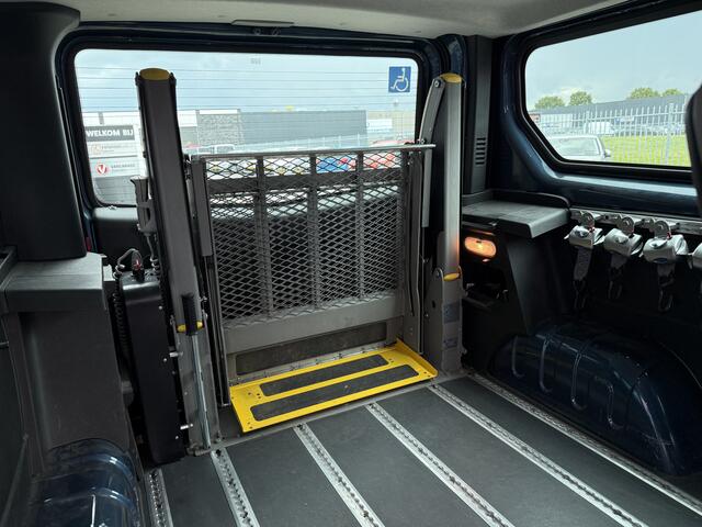 Renault TRAFIC 4+1 Rolstoelbus 1.6 dCi T29 L2H1 Luxe Energy (Zeer nette 4+1 Rolstoelbus met 2 schuifdeuren en lift!)