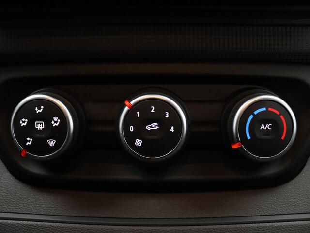 Renault TRAFIC 2.0 dCi 130pk T29 L2H1 DC Work Edition Camera | Cruise | Navi | Parkeersens. v+a | Trekhaak