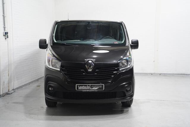 Renault TRAFIC 1.6 dCi 120 pk Dubbel Cabine 2x Schuifdeur, Navi Airco, Trekhaak, Sidebars, APK 09-2026, 6-Zits