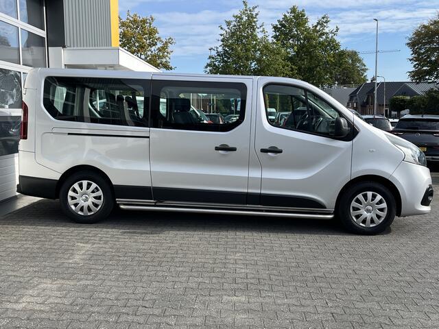 Renault TRAFIC Passenger 8-persoons 1.6 dCi Grand Authentique Energy BTW / BPM vrij marge Lengte 2 Airco Cruise control Navigatie PDC Combi Kombi Passenger Groepsvervoer Taxi Personenbus