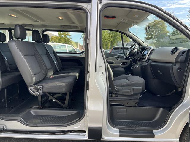 Renault TRAFIC Passenger 8-persoons 1.6 dCi Grand Authentique Energy BTW / BPM vrij marge Lengte 2 Airco Cruise control Navigatie PDC Combi Kombi Passenger Groepsvervoer Taxi Personenbus