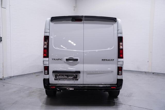 Renault TRAFIC 2.0 dCi 150 pk Dubbel Cabine Black Style Navi Camera, 18" LMV, Spoiler V+A, LED Koplampen, Keyless Entry, BPM Vrij, 6-Zits