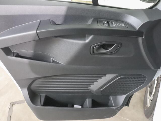 Renault TRAFIC 2.0 Blue dCi 150PK T30 L2H1 Advance Airco Bluetooth Camera Cruise PDC Trekhaak