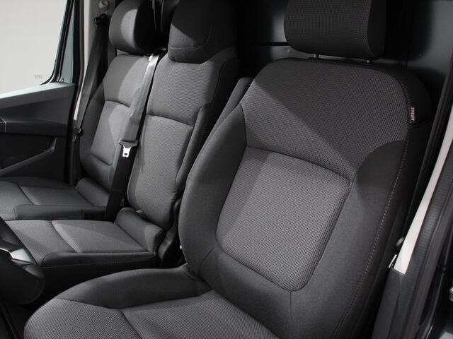 Renault TRAFIC 2.0 Blue dCi 110 T30 L2H1 Advance Navigatie bluetooth DAB Camera Airco Trekhaak Houten bekleding Lichtmetalen velgen