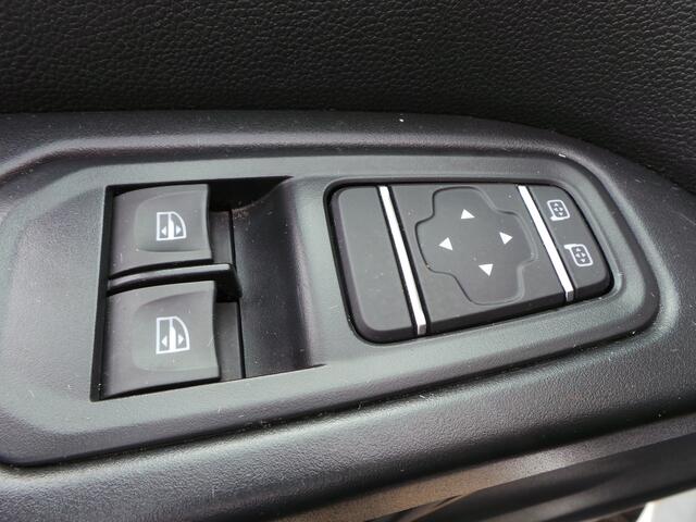 Renault TRAFIC 2.0 Blue dCi 110 T30 L2H1 Start Airco,Cruise,Pdc