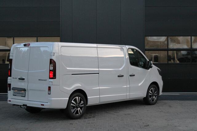 Renault TRAFIC 2.0 Blue dCi 170 T30 L2H1 Extra 170pk - 2x Schuifdeur - Betimmering - Stoelverwarming - Trekhaak - Camera - LED - Blind Spot - Rijklaar