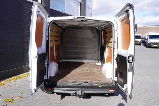 Renault TRAFIC 2.0 dCi 110PK L2 - EURO 6 - Airco - Cruise - PDC - ¤22.950,- Excl.