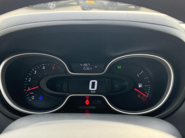 Renault TRAFIC 2.0 dCi 145 T29 L2H1 Luxe | Trekhaak | Achteruitrijcamera | Climate Control | Navigatie | DAB | LED | Cruise Control |