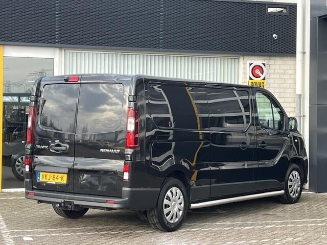 Renault TRAFIC 2.0 dCi 145 T29 L2H1 Luxe | Trekhaak | Achteruitrijcamera | Climate Control | Navigatie | DAB | LED | Cruise Control |