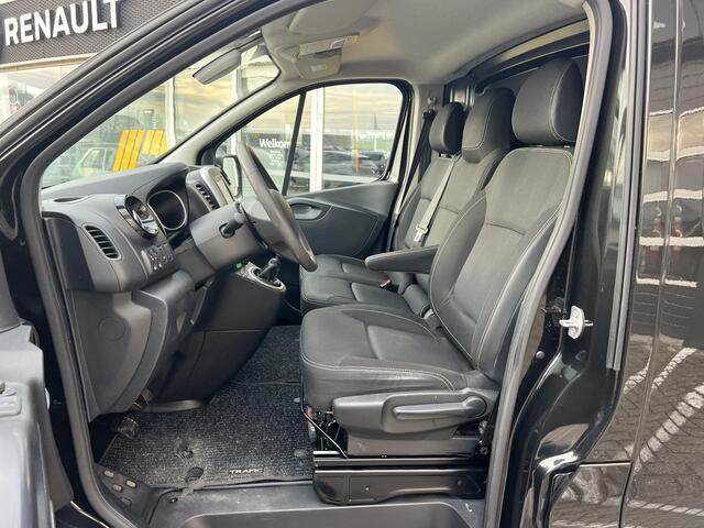 Renault TRAFIC 2.0 dCi 145 T29 L2H1 Luxe | Trekhaak | Achteruitrijcamera | Climate Control | Navigatie | DAB | LED | Cruise Control |