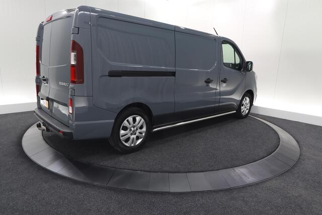 Renault TRAFIC 2.0 dCi 110 T30 L2H1 Work Edition | Trekhaak | Camera | Navigatie | Sidebars | Betimmering Laadruimte