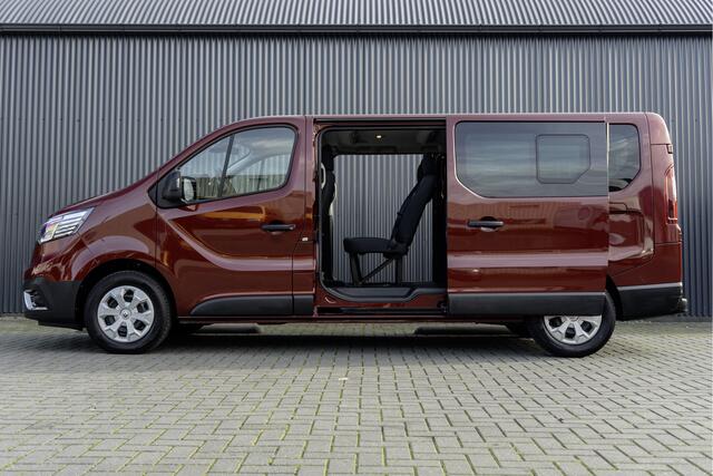 Renault TRAFIC Blue dCi 150PK | L2H1 | 9-Zits | LED | Canera | Navi | Zijschuifdeur R+L | Cruise | Airco | PDC | Euro 6