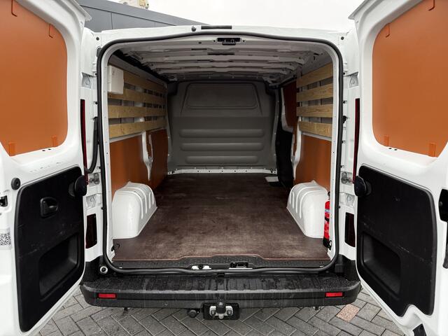 Renault TRAFIC 2.0 dCi 110 PK / L2H1 / 1e EIG. / TREKHAAK / AIRCO / CRUISE / CARPLAY / 3-ZITS / LED