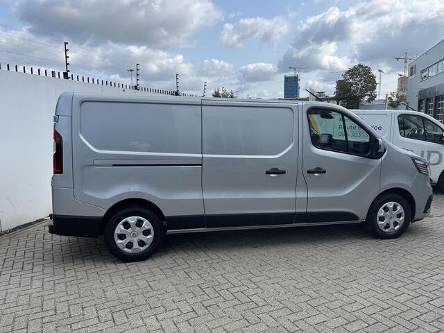 Renault TRAFIC 2.0 Blue dC1 150 EDC T30 L2H1 Extra / CAMERA / PARKEERSENSOREN VOOR ACHTER ZIJKANT / TREKHAAK / PACK ACTIVE SAFETY / PACK SAFETY