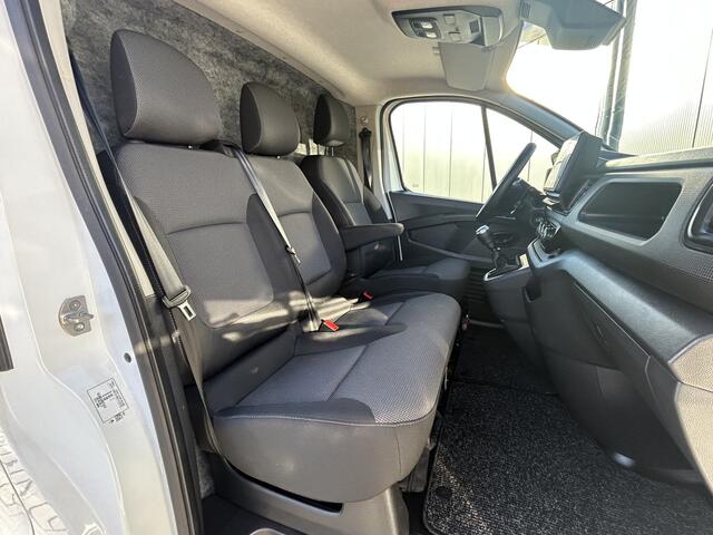 Renault TRAFIC 2.0 dCi 110 PK / L2H1 / TREKHAAK / 31.141 KM !! / 1e EIG. / AIRCO / CRUISE / 3-ZITS / APPLE CARPLAY / LED