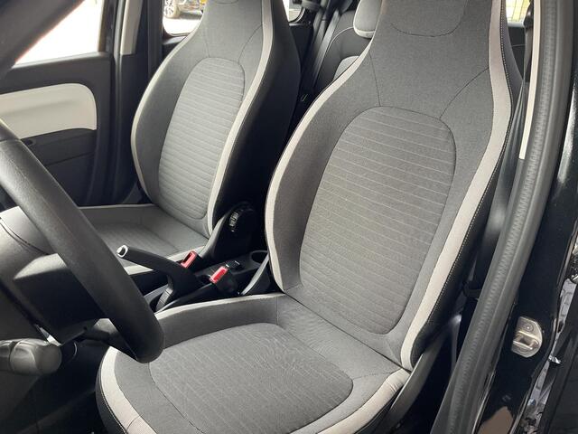 Renault TWINGO Z.E. R80 E-Tech Equilibre 22 kWh / Demo Hillegom / Vraag naar beschikbaarheid