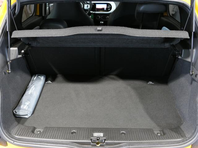 Renault TWINGO 1.0 SCe Intens *Apple carplay & android auto* - Cruise, sensor achter, airco