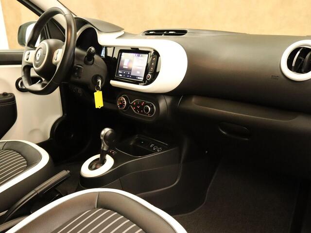 Renault TWINGO Z.E. R80 Intens SOH 95,4% !- ORIGINEEL NEDERLANDSE AUTO - 3 FASE LADEN - AFKOMSTIG VAN 1E EIGENAAR - DEELS LEDEREN BEKLEDING - PARKEERSENSOREN ACHTER - CLIMATE CONTROL - NAVIGATIE - CRUISE CONTROL - 15 INCH LICHT METALEN VELGEN - LICHT EN REGENSENSOR