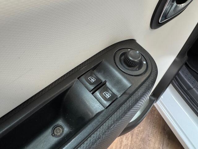 Renault TWINGO 1.0 SCe Collection / AIRCO / CRUISE /