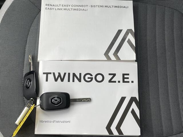 Renault TWINGO Z.E. R80 E-Tech Equilibre 22 kWh / Dealer onderhouden / 3 Fase laden / Apple carplay/Android auto / Airco / Speed Limiter / Bluetooth / DAB Radio /