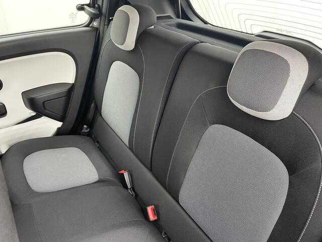 Renault TWINGO Z.E. R80 E-Tech Equilibre 22 kWh / Dealer onderhouden / 3 Fase laden / Apple carplay/Android auto / Airco / Speed Limiter / Bluetooth / DAB Radio /