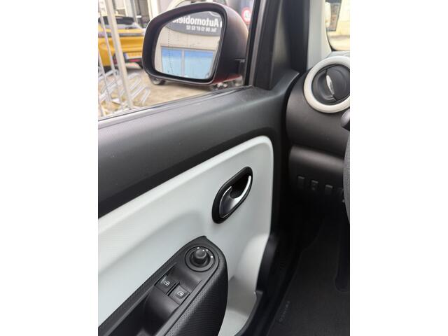 Renault TWINGO 1.0 SCe Collection