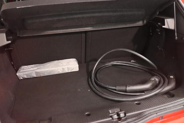 Renault TWINGO Z.E. R80 E-Tech Techno 22 kWh | Camera | Navigatie | Climate control | Cruise control | Lichtmetaal | Smartphone intergratie |