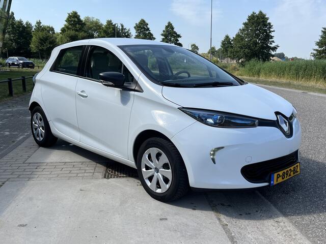 Renault ZOE R90 Life 41 kWh Huur Accu / Airco / Cruise /