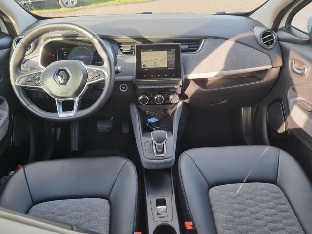 Renault ZOE E-TECH ELECTRIC R135 Intens 50 (KoopBatterij) / incl. BTW / excl. Overheidssubsidie CCS SNELLADER / Parkeersensoren V+A / Easy link Navi / Achteruitrijcamera / Airco / Keyless entry