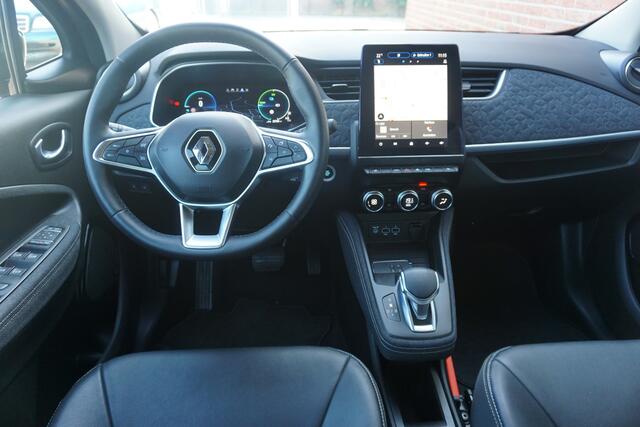 Renault ZOE R135 Iconic 52 kWh (Koopaccu) Camera | Stoelverw. | Apple Carplay * All in prijs *