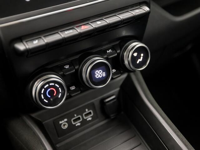 Renault ZOE R110 Life 52 kWh (ex Accu) Automaat (VIRTUAL COCKPIT, APPLE CARPLAY, KEYLESS, STOELVERWARMING, SPORTSTOELEN, LED KOPLAMPEN, CRUISE, DAB+, NIEUWE APK, NIEUWSTAAT)