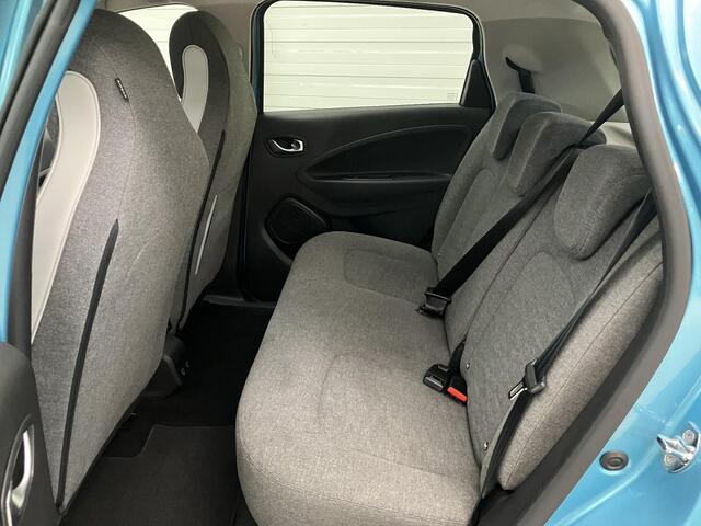 Renault ZOE R110 Zen 52 kWh / Koopaccu / Dealer Onderhouden / Apple CarPlay/Android Auto / Climate Control / Digitaal Dashboard / Cruise Control / Camera en Sensoren Voor + Achter /