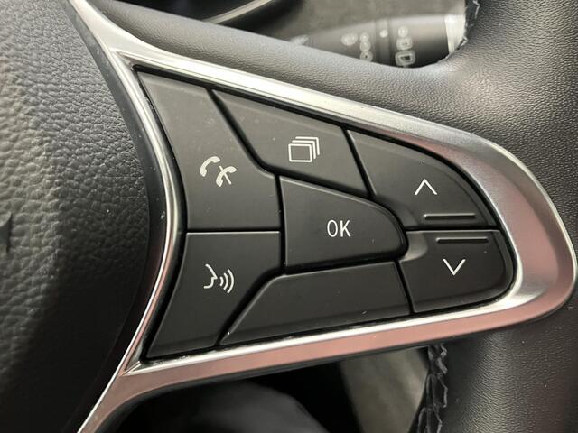 Renault ZOE R110 Zen 52 kWh / Koopaccu / Dealer Onderhouden / Apple CarPlay/Android Auto / Climate Control / Digitaal Dashboard / Cruise Control / Camera en Sensoren Voor + Achter /