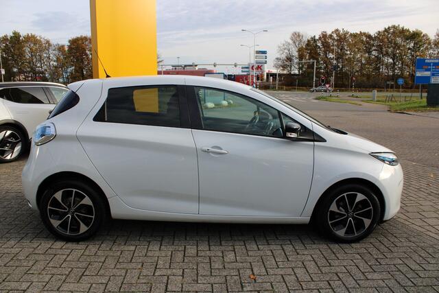 Renault ZOE R90 Intens 41 kWh | Navigatie | Camera | All Season Banden |