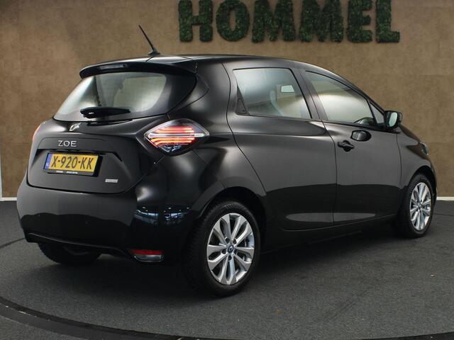 Renault ZOE R135 Intens 52 kWh (ex Accu) - SOH 91,8%! - 3 FASE LADEN - KEYLESS ENRTY & START - STUUR EN STOEL VERWARMING - PARKEERSENSOREN VOOR EN ACHTER - ACHTERUITRIJ CAMERA - CRUISE CONTROL - MULTIMEDIA VOORBEREIDING