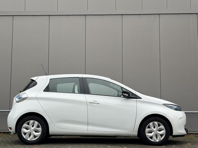 Renault ZOE R90 Life 40 - Koopaccu - airco - navi - nap!