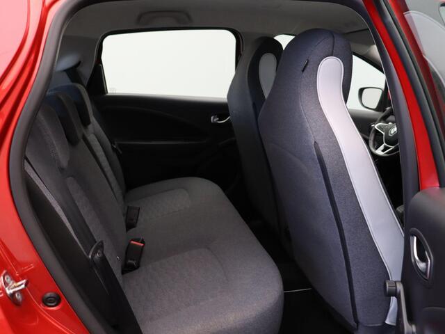 Renault ZOE R110 Zen 52 kWh Batterijkoop Airco | Easylink navigatie | Winterpakket | Achteruitrijcamera | Nieuwstaat