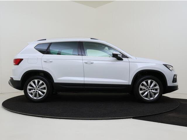 Seat ATECA 1.5 TSI Style Business Intense | Climate control | Trekhaak | Achteruitrijcamera | Navigatie | 17 inch LM velgen | Digitale cockpit