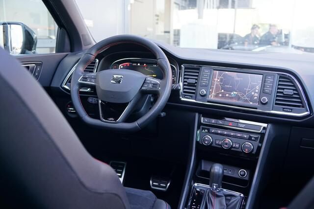 Seat ATECA 2.0 TSI FR 4DRIVE Business Intense *INCL BTW* + PANODAK / 360° CAMERA / DODEHOEKDETECTIE / BEATS