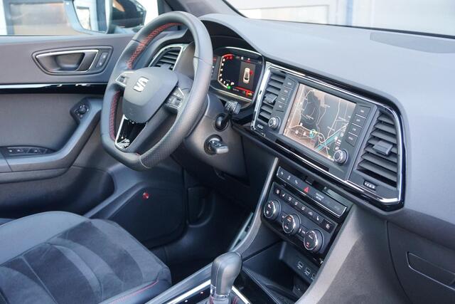 Seat ATECA 2.0 TSI FR 4DRIVE Business Intense *INCL BTW* + PANODAK / 360° CAMERA / DODEHOEKDETECTIE / BEATS