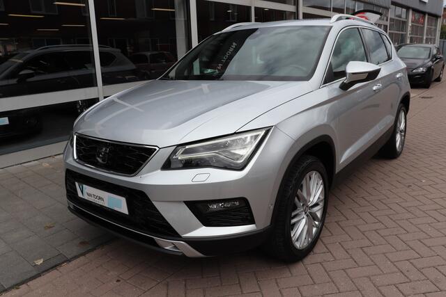 Seat ATECA 1.4 EcoTSI Xcellence Automaat. Panoramadak, dode hoek, navigatie.