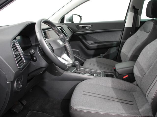 Seat ATECA 1.5 TSI Style Business Intense DSG Navigatie Apple Carplay/Android Auto Camera Parkeersensoren Cruise Control Full Led koplampen Lichtmetalen velgen Virtual Cockpit Getinte ramen Climate Control