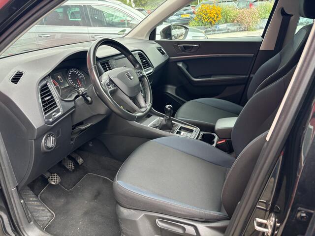 Seat ATECA 1.0 EcoTSI Style TREKHAAK / CAMERA / CARPLAY / NAVI / CLIMA / PDC / BLUETOOTH / CRUISE / NL-AUTO