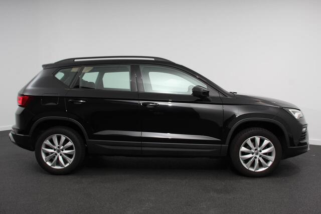 Seat ATECA 1.5 TSI DSG Style Nieuw type Demo! | Climate Control Parkeer sensoren Cruise control DAB Led Lichtmetalen Velgen