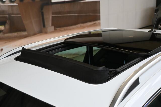 Seat ATECA 1.4 TSI 150pk Xcellence | NL-auto | Panoramadak | 360° Camera | Trekhaak | 100% (Dealer) onderhouden label