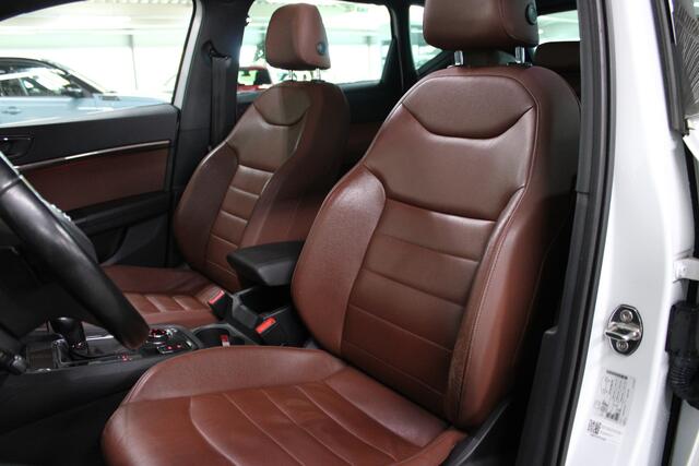 Seat ATECA 2.0 TDI Xcellence 4DRIVE DSG Automaat / Pano. / Stoelverwarming / Trekhaak Wegklapbaar / 360° Camera / 19'' LMV /