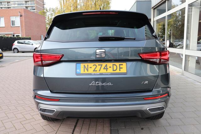 Seat ATECA 1.5 TSI FR Business Intense automaat. Panoramadak, dodehoek, navigatie.