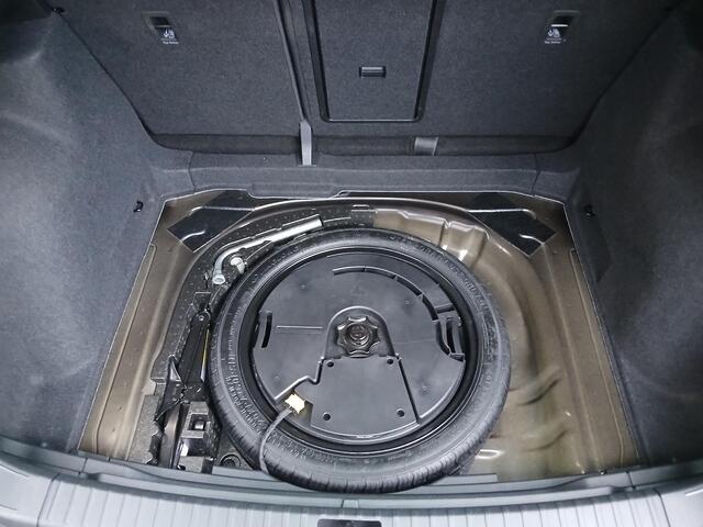 Seat ATECA 1.5 TSI FR DSG-7 Business Intense + Panoramadak + Beats audio + Trekhaak