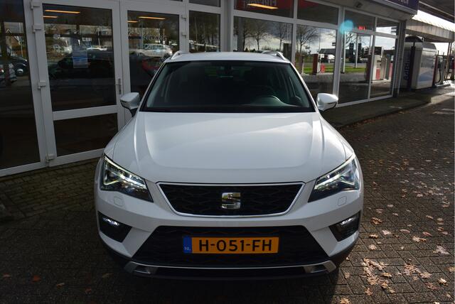Seat ATECA 1.5 TSI Business Intense | Trekhaak | Clima | CarPlay | Navi | PDC V+A |