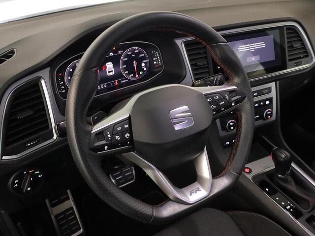 Seat ATECA 1.5 TSI FR Business Intense 150 pk Automaat (DSG) | Verlengde garantie | Navigatie | Parkeersensoren (Park assist) | Achteruitrijcamera | Adaptieve cruise control | Stoelverwarming |